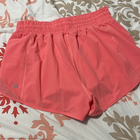 Lululemon size 6 like new - Picture 2 of 6